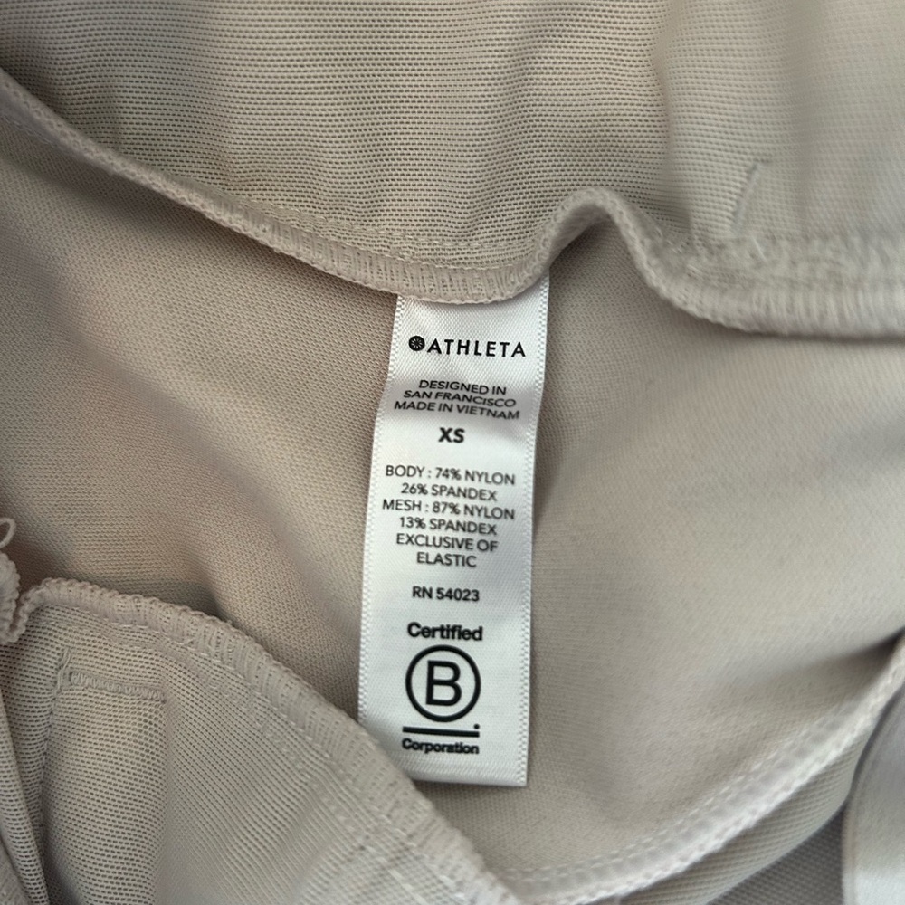 Athleta Venice Pintuck Pant - Picture 8 of 11